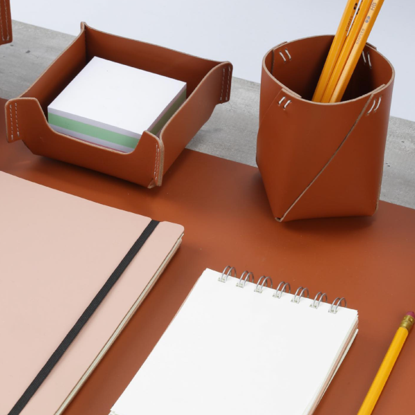 accessoires et objets du quotidien en cuir recyclé